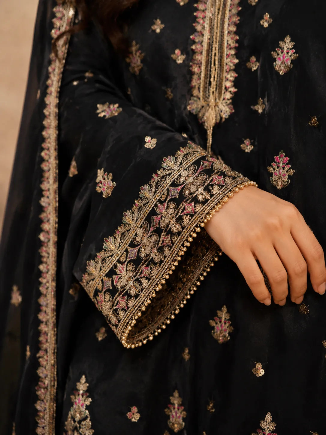 Black Embroidered Short Shirt 3-Piece Stitched Suit with Wide-Leg Pants & Dupatta