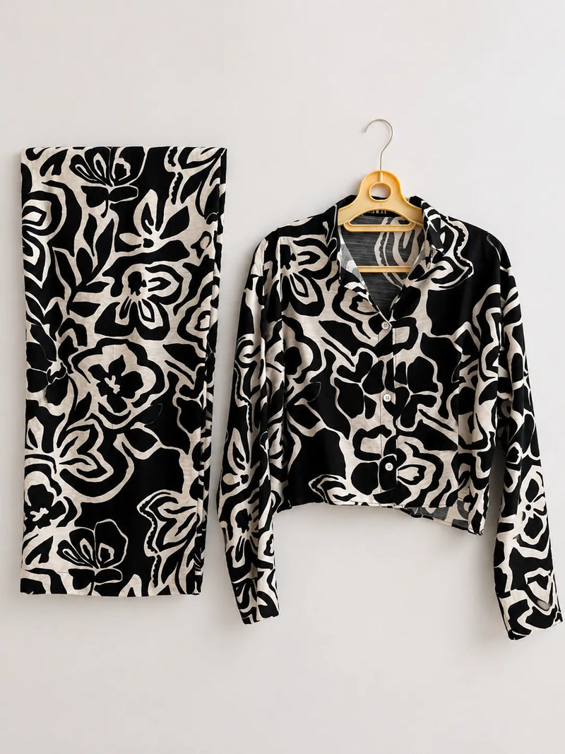 Women's Black & Cream Abstract Floral Printed Cropped Co-Ord Set with Wide-Leg Trousers