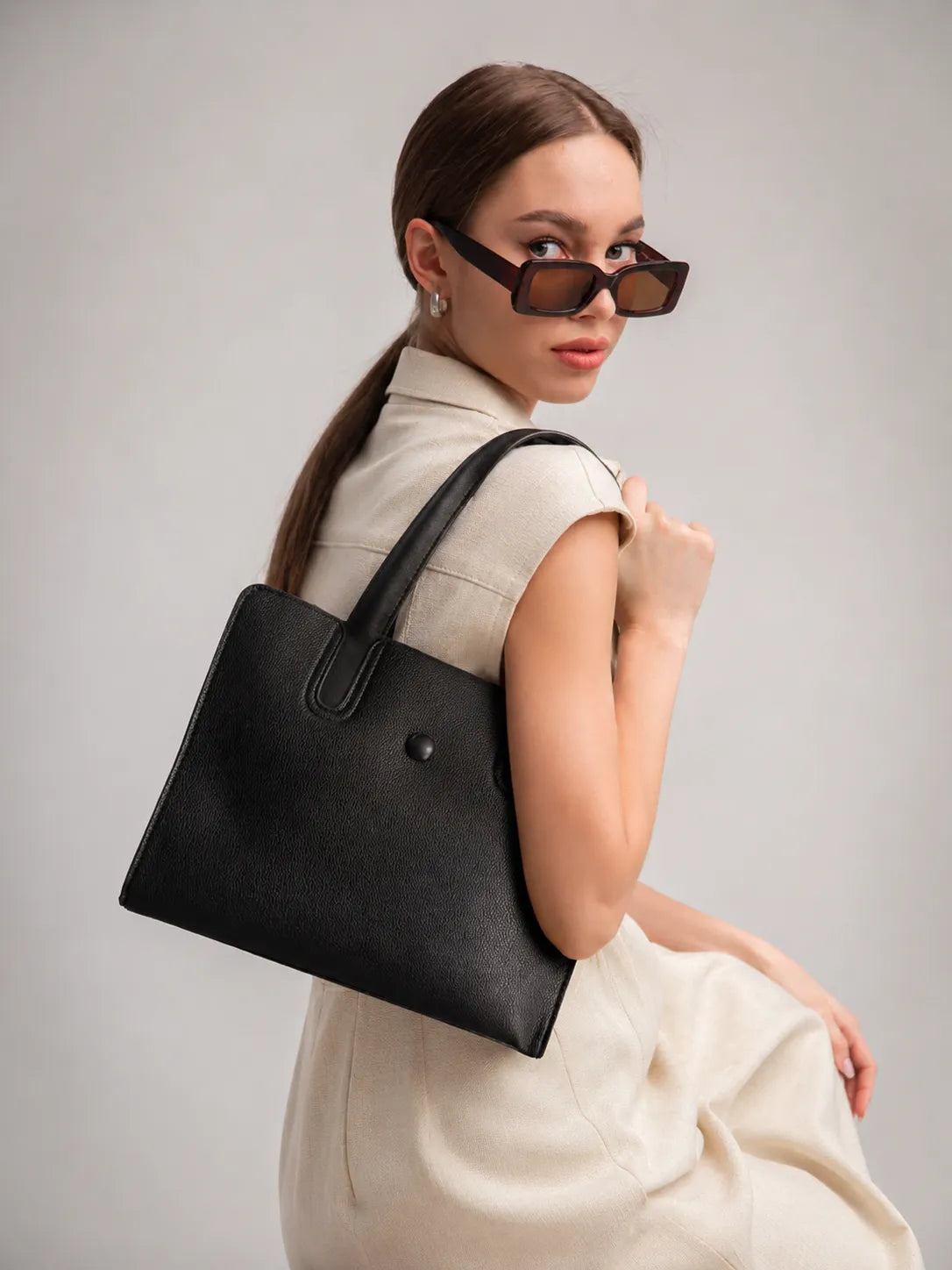 Medium Black Pebbled Leather Top-Handle Tote Bag | Structured Handbag